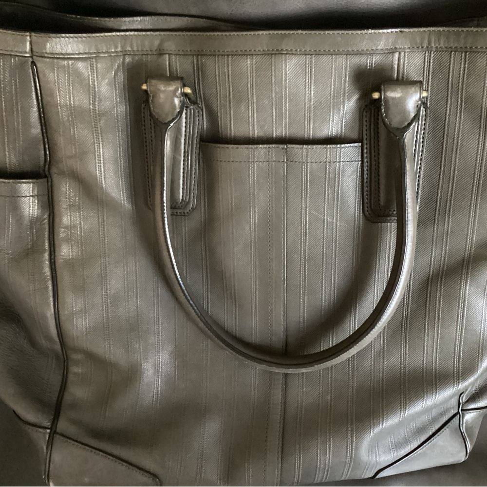 Coach leather tote - Picture 3 of 9